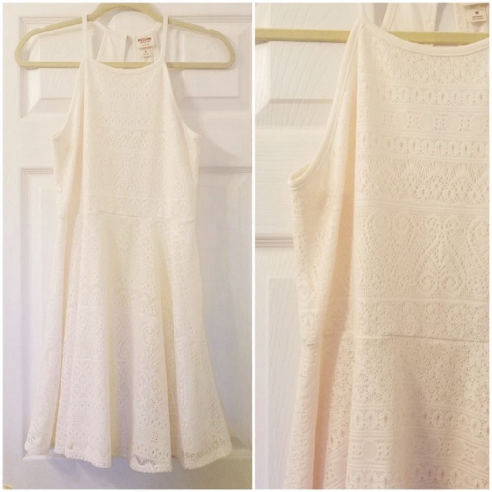 ☘3 for $24☘ Ivory dress like new!